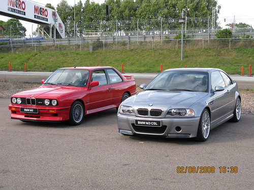 Bmw M3 E30. BMW M3 CSL+M3 E30