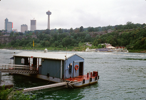 The Niagara Falls‧Dock