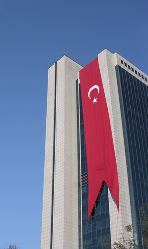 Isztambul, Maslak, ahol az épületek még a zászlónál is hosszabbak