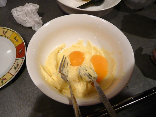 兩顆蛋黃