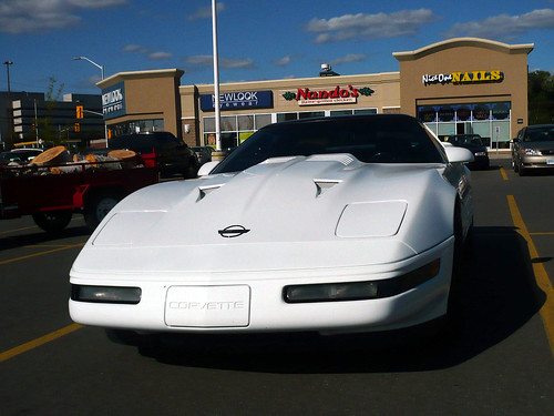A white Corvette C4 with an extra dollop of AWESOME