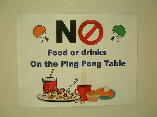 no ping pong on the spaghetti with meatballs table