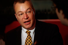 Stephen elop meets the bloggers