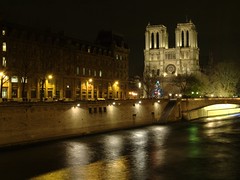 notre_dame_seine_wb_rotated_cropped_4862