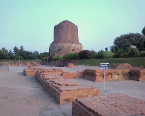 Dhamekh Stupa.