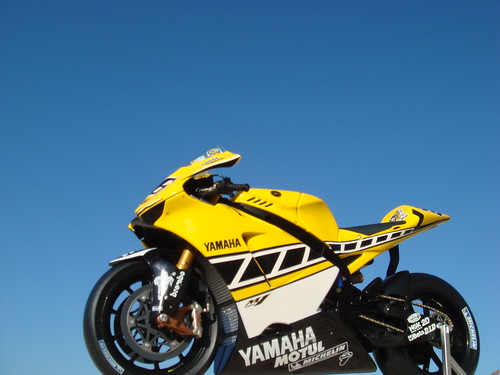Yamaha YZR-M1 - Valentino Rossi GP Laguna Seca 2005,motogp,valentino rossi,rossi