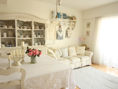 White Living Room Furniture
