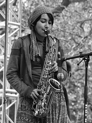 Ponki Roxtar - Saxofonista