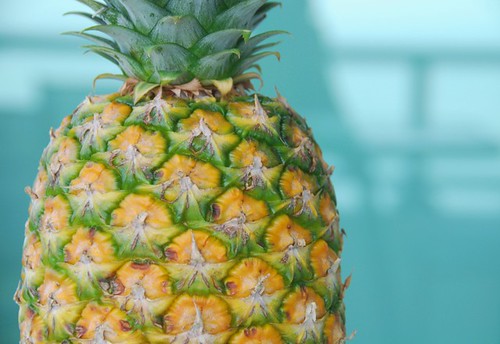 pineapple whole