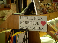 Little Pigs Loves Geocashers [sic]