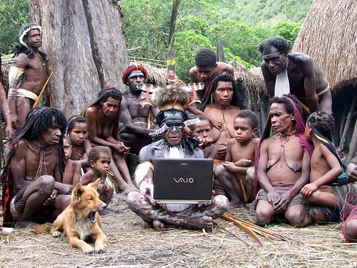 La tribu Dani de Nueva Guinea prefiere Sony VAIO
