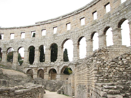 Amfiteátrum, Pula