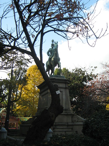Bronze Statue of Prince Komatsu no Miya Akihito