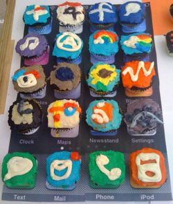 more iPhone cupcakes!