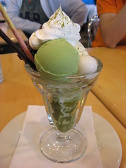 Mitsuwa Marketplace: Green tea parfait - from UCC Cafessa (another view)