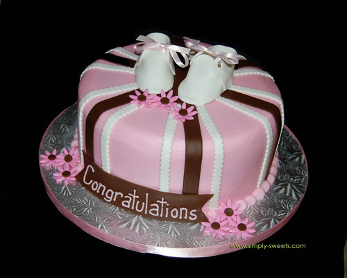 1 tier brown and pink baby shower cake