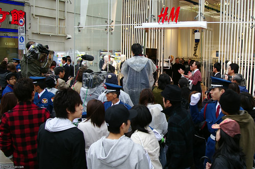 Crowd outside of H&M Harajuku