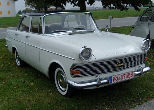 Der Opel Rekord P2 wurde 1960 vorgestellt Die Panoramascheiben fielen weg