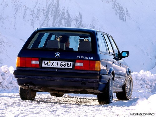  BMW E30 325ix Touring 