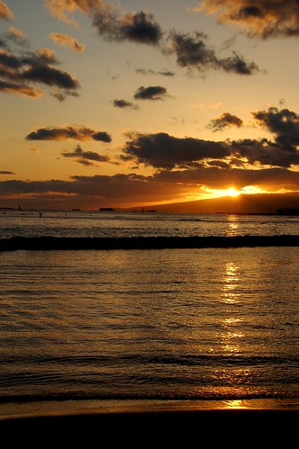 sunset beaches in hawaii. Waikiki Beach Sunset Oahu