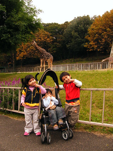 My kids at Higashiyama Zoo - 東山動物園