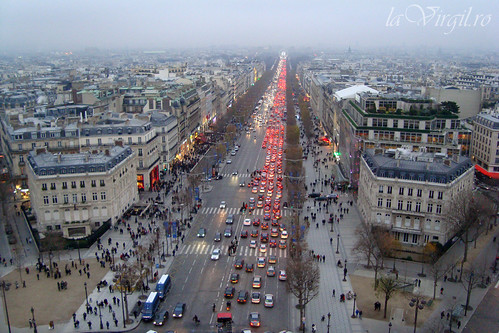Vedere de pe Arc Triumf - Champs Elysees