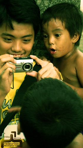 Philippinen  菲律宾  菲律賓  필리핀(공화국) Pinoy Filipino Pilipino Buhay  people pictures photos life Philippines, city, boy, young, camera  