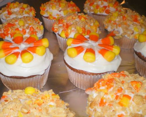 Candy Corn Cupcakes by Destination:Cupcake!.