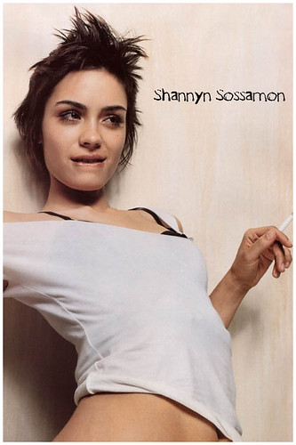 Celebrity short hairstyles - Shannyn Sossamon pictures 3