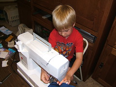 J.J. Learning 2 Use a Sewing Machine