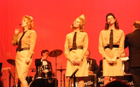 Andrews Sisters Revue4