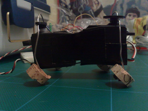 TUI Lab: Quadra Cork Bot - Side