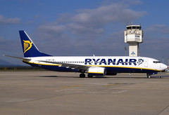 Ryanair B737-8AS EI-DHO GRO 19/11/2005