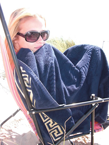 florida girl was cold at the beach