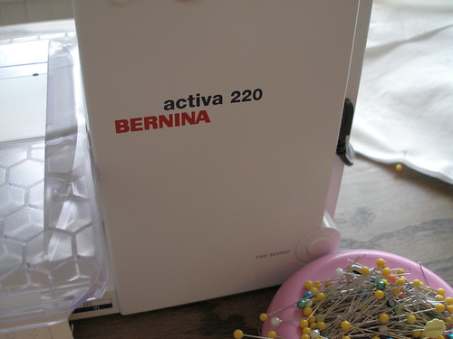 Bernina Activa 220