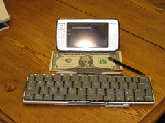 Nokia N800 + keyboard
