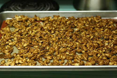Spicy Sweet Roasted Nuts (peanuts and cashews)
