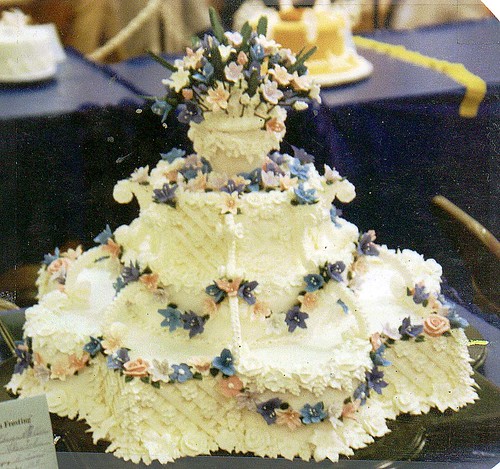 It won 2nd place in professional wedding cakes and the people's choice award