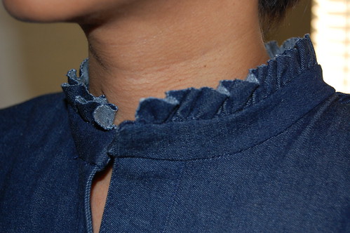 ruffled collar denim dress collar detail