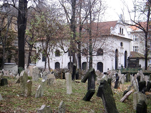 Praha: Josefov - Jewish Cemetery ©  Jean & Nathalie