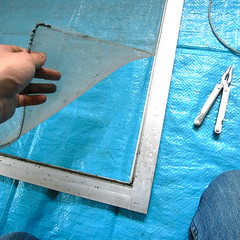 screen window maintenance #2-2 pealing old screen from frame