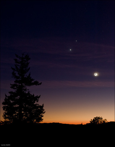 Alignment of Jupiter, Venus and Moon