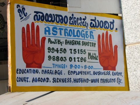 astrologer sign bg road 140408