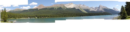 East shore of Maligne Lake, from the west shore.