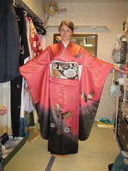 Alana in an alternate Kimono