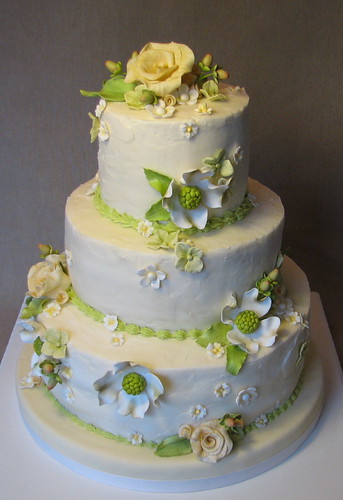 simple spring wedding cakes