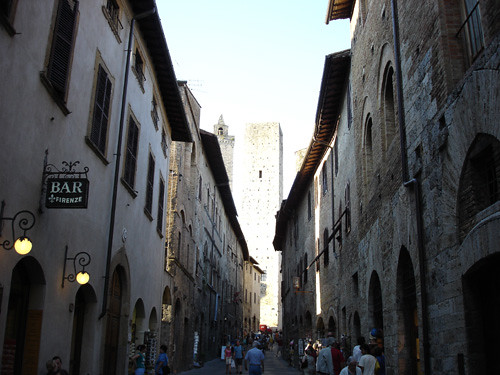 Viaje por Italia - Blogs de Italia - Día 1.- Salida desde Madrid y llegada a San Gimignano (1)