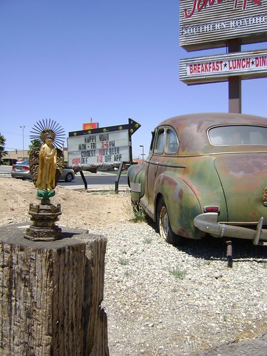 Buddha on route 66