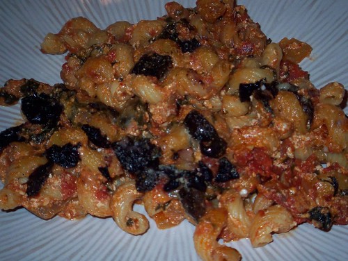 pasta with tomatoes olives sausage