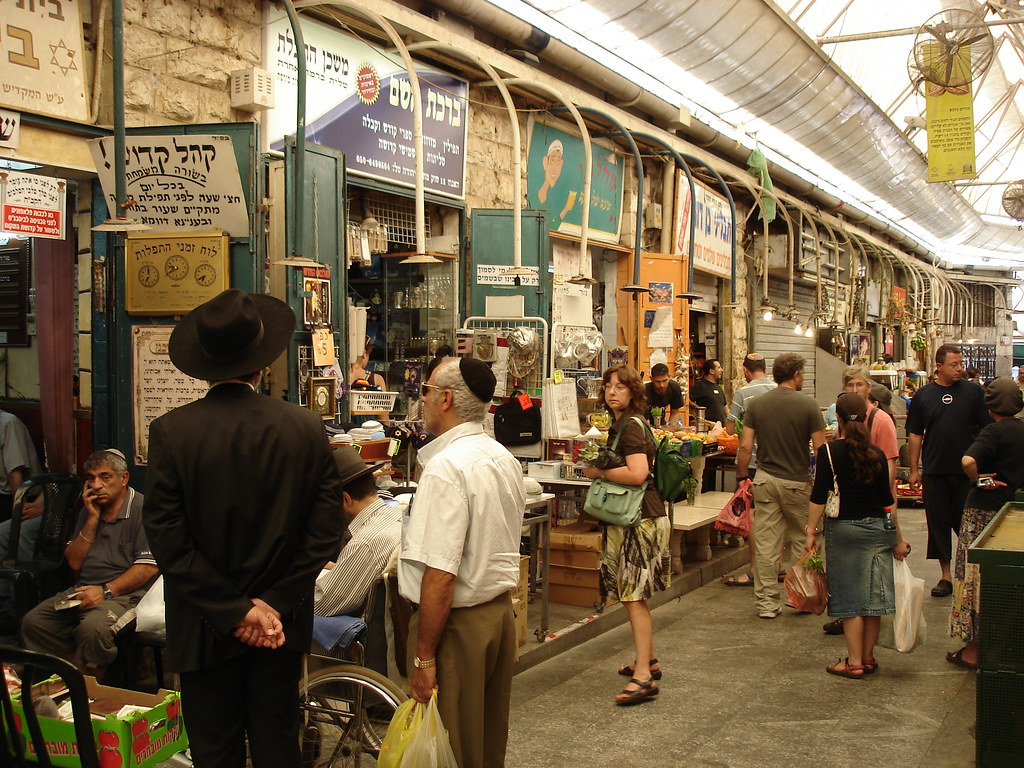 The synagogue in the shuk: long view